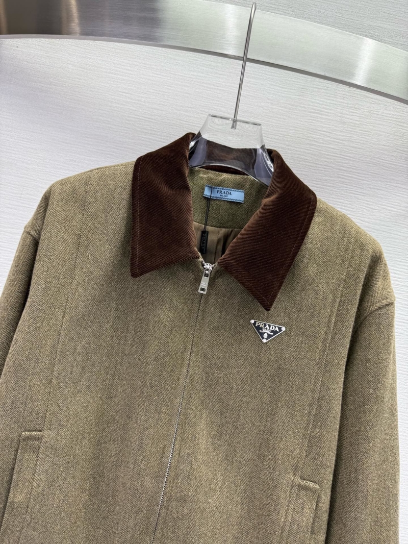 Pra*a outwear